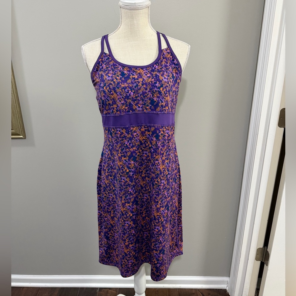 GAIAM Shine Street to Studio Yoga Purple Athletic Dress. Large